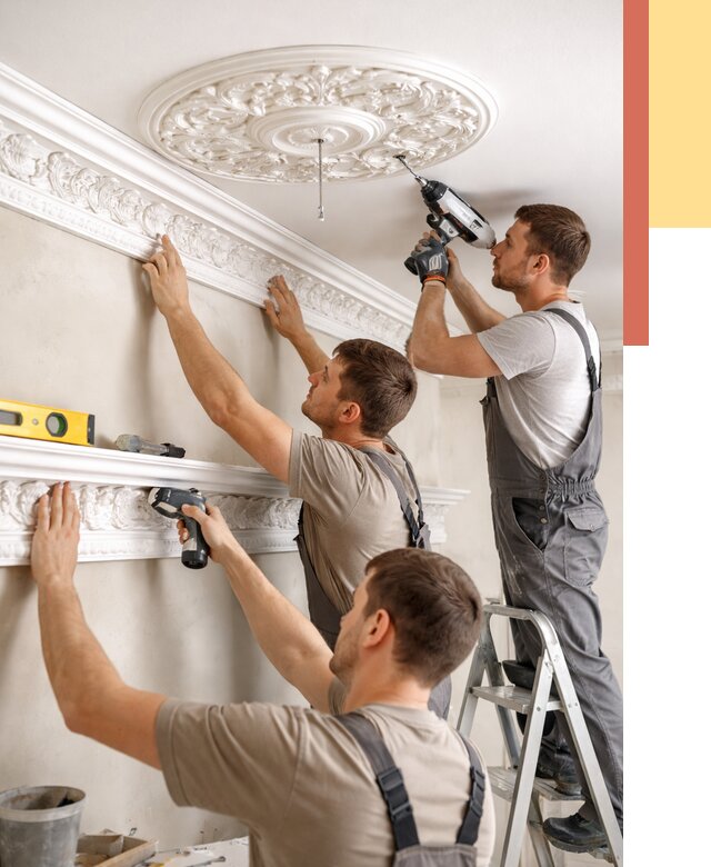 Монтаж лепнины на потолок в Канске от 3497 руб. быстро и недорого | ОТДЕЛОЧНИК-Кнс